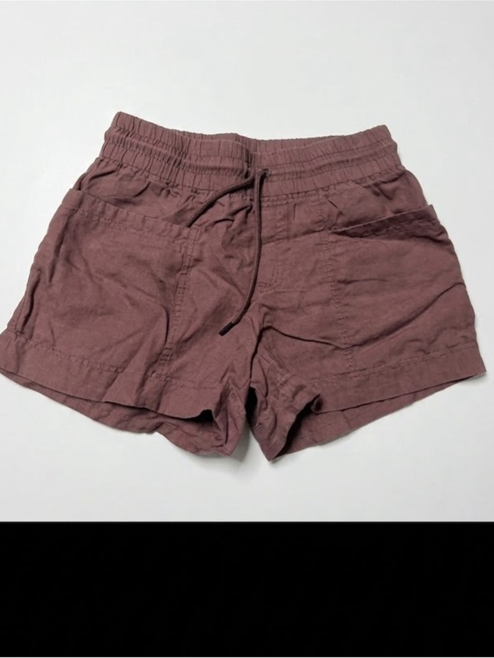 Athleta Women's Drawstring Athletic Shorts in Mauve